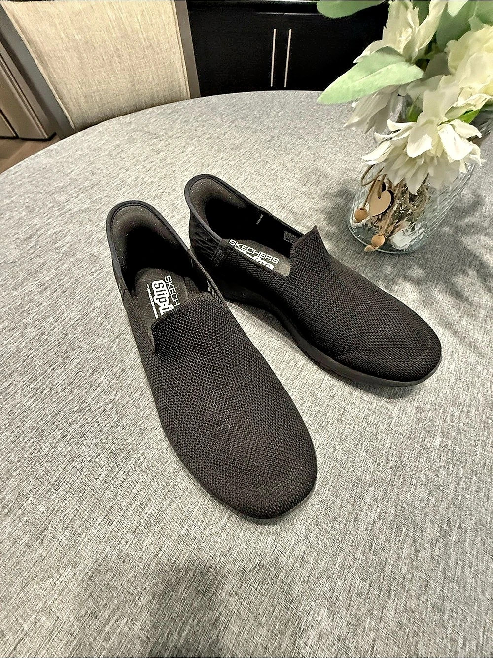 Skechers Hands Free Slip-ins: GO WALK 5 Black Sneakers US 10.5